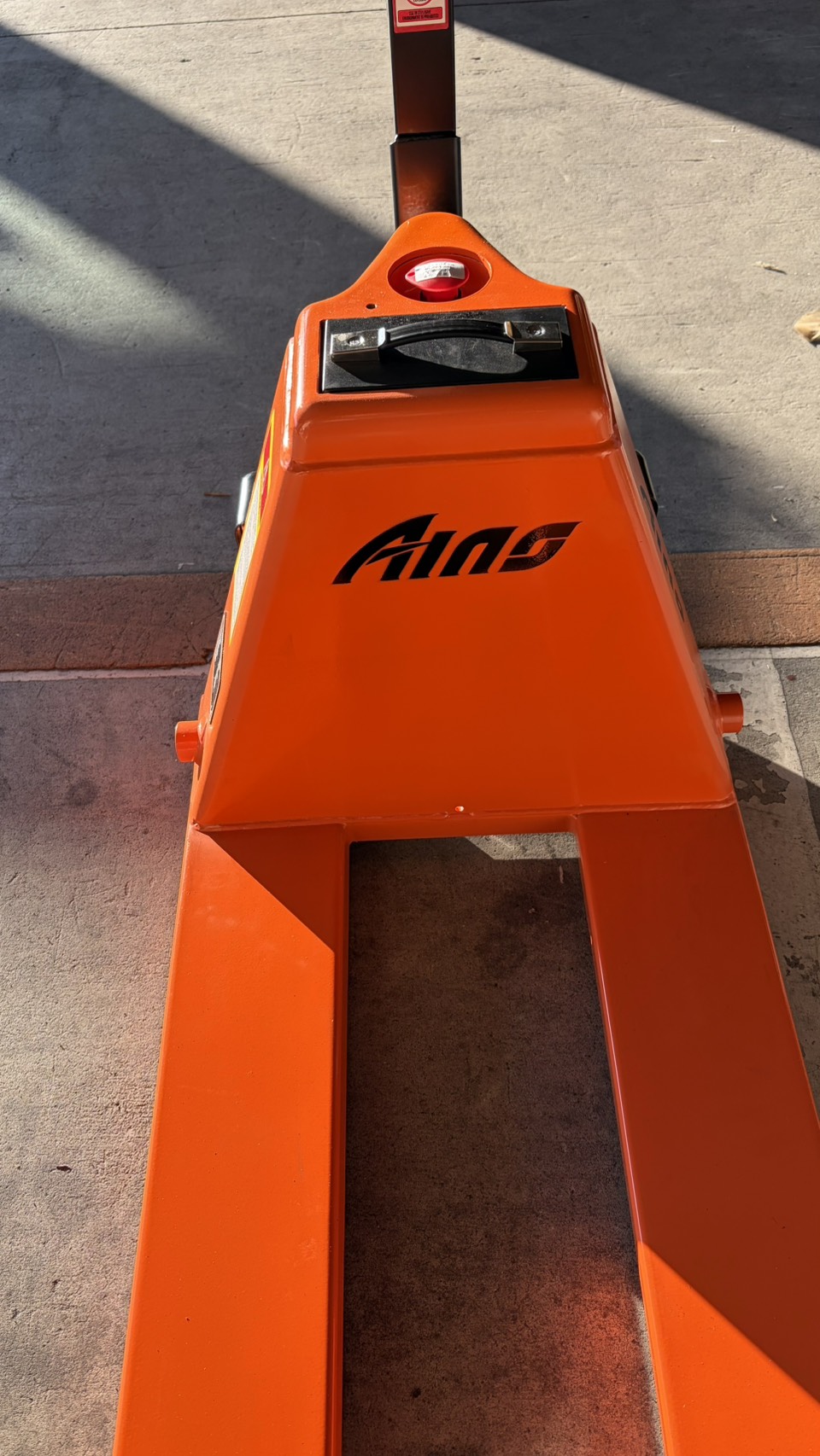 電動ハンドリフトの写真